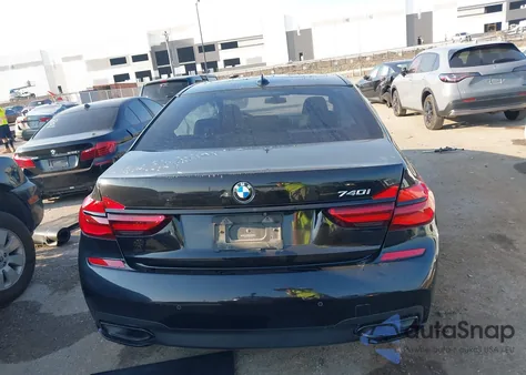 2019 BMW 740I z USA, uszkodzony, nr VIN WBA7E2C59KB217750